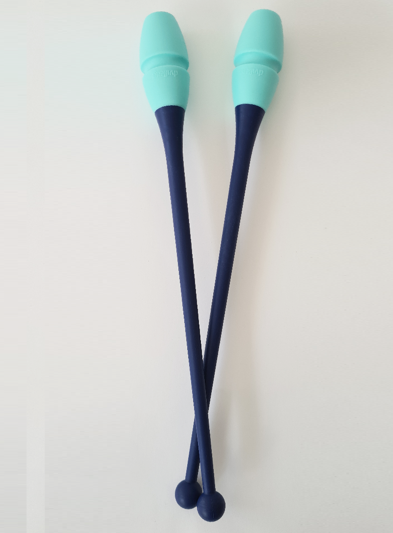 Mazas de gimnasia rítmica engarzables azul oscuro y menta para entrenamiento y competición.