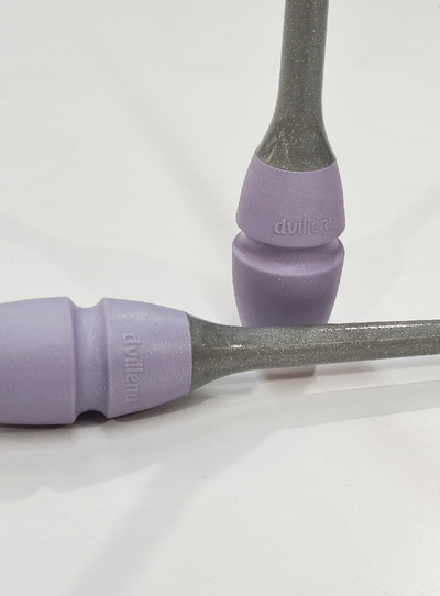 Dvillena & Vinkova rhythmic gray shiny and lilac connectable clubs