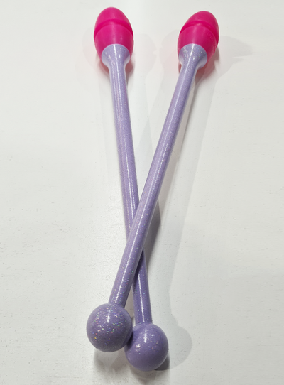 Dvillena & Vinkova rhythmic lilac shiny and fuchsia connectable clubs