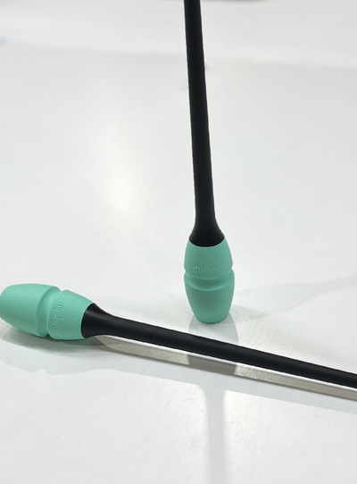 Close-up of the mint head of black Dvillena & Vinkova clubs.