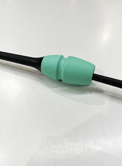 FIG approved connectable clubs in black and mint, detailed view.